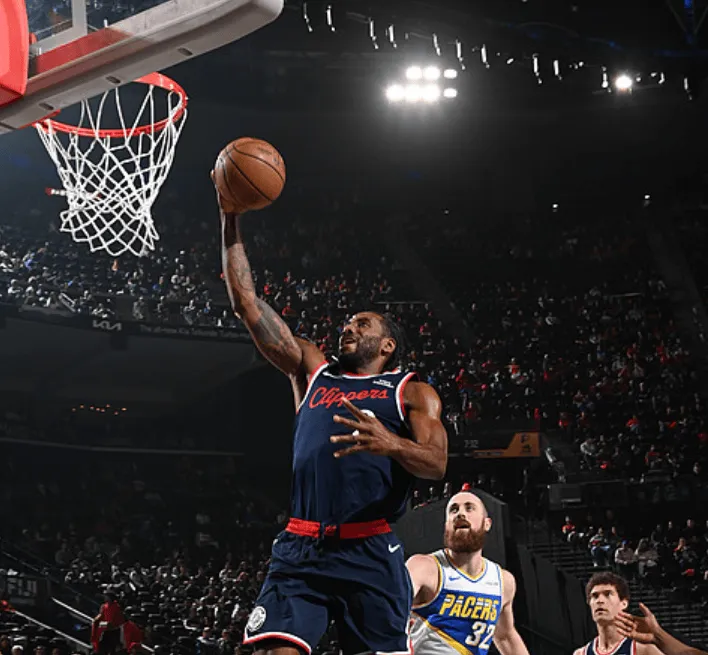 BetVictor伟德官方网站-快船第一节砍42分，第二节仅21分&amp;amp;尼德豪泽伤退后9分钟拿9分